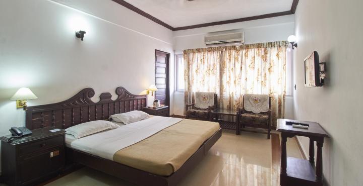 Alleppey Prince Hotel Alappuzha Ngoại thất bức ảnh