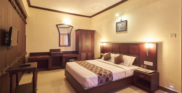 Alleppey Prince Hotel Alappuzha Ngoại thất bức ảnh